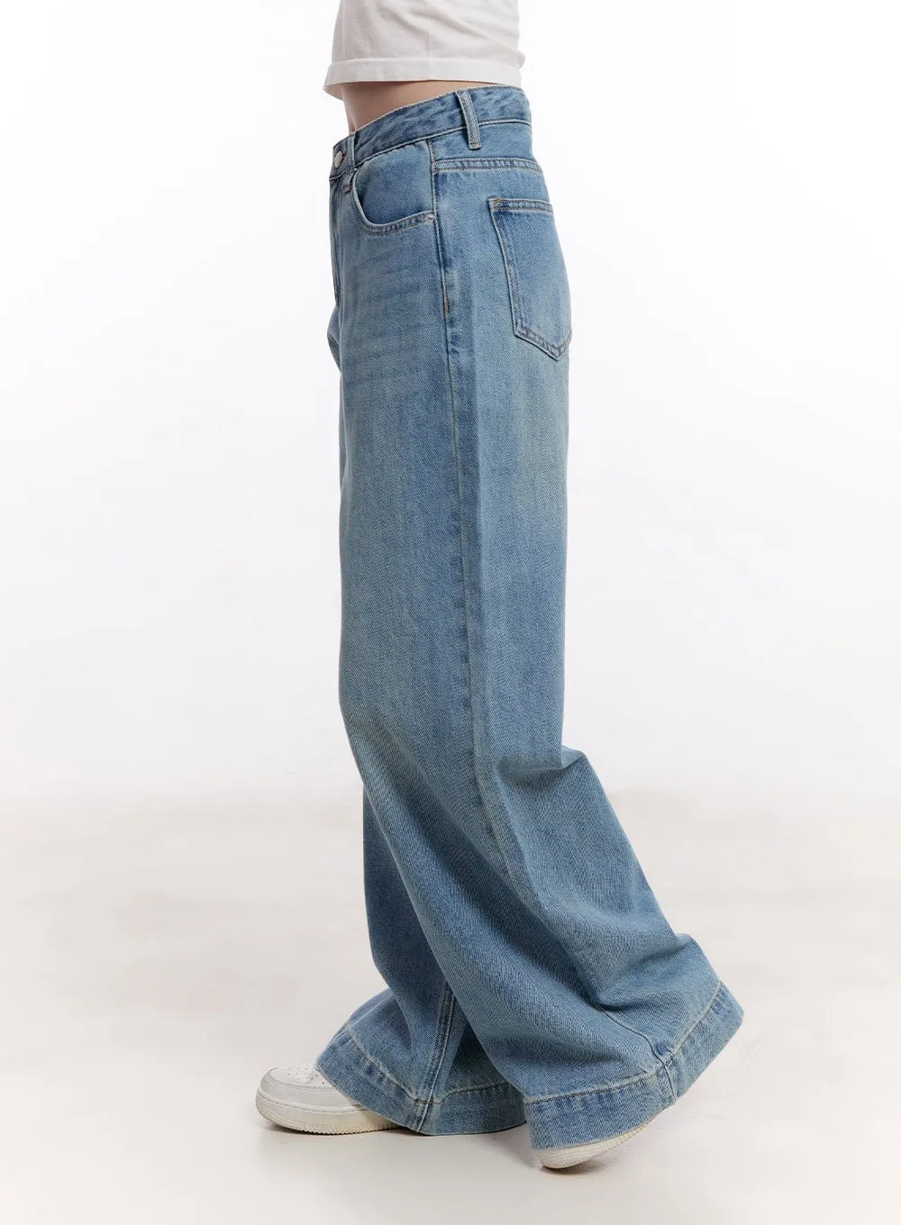 Sandra Stitched Bootcut Jeans CM527